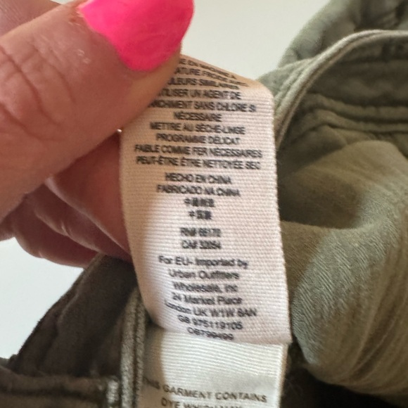 Free People Green Great Expectations Button Fly Cut Off Jean Shorts Women's - Picture 9 of 16